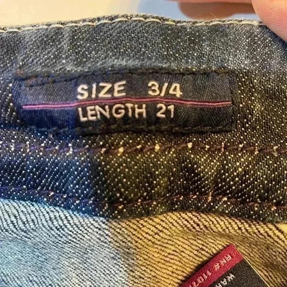 Vigoss Jr/Women's Chelsea Capri 3/4 Medium Wash Distressed Embroidered Western - Picture 8 of 10